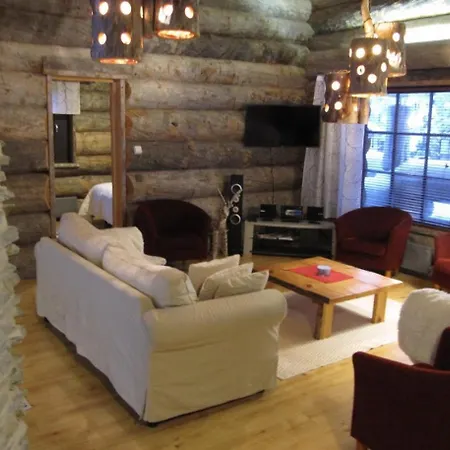 Villa Keisarinrinne - Unique Log For Groups *